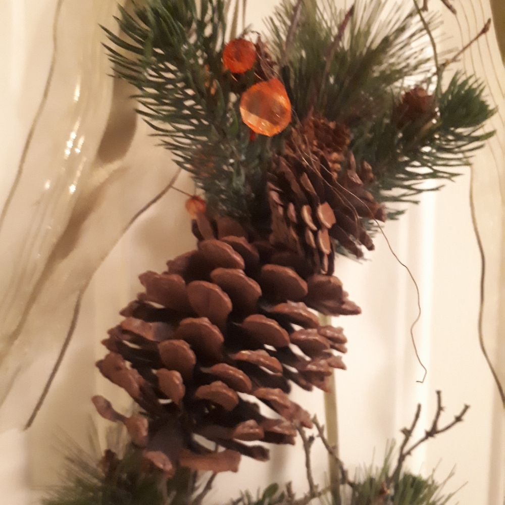 Mini pinecone swag